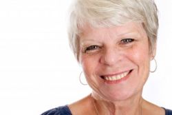 photo_dental_-_woman_with_sweet_smile-blue_eyes-ocean_county_type_1